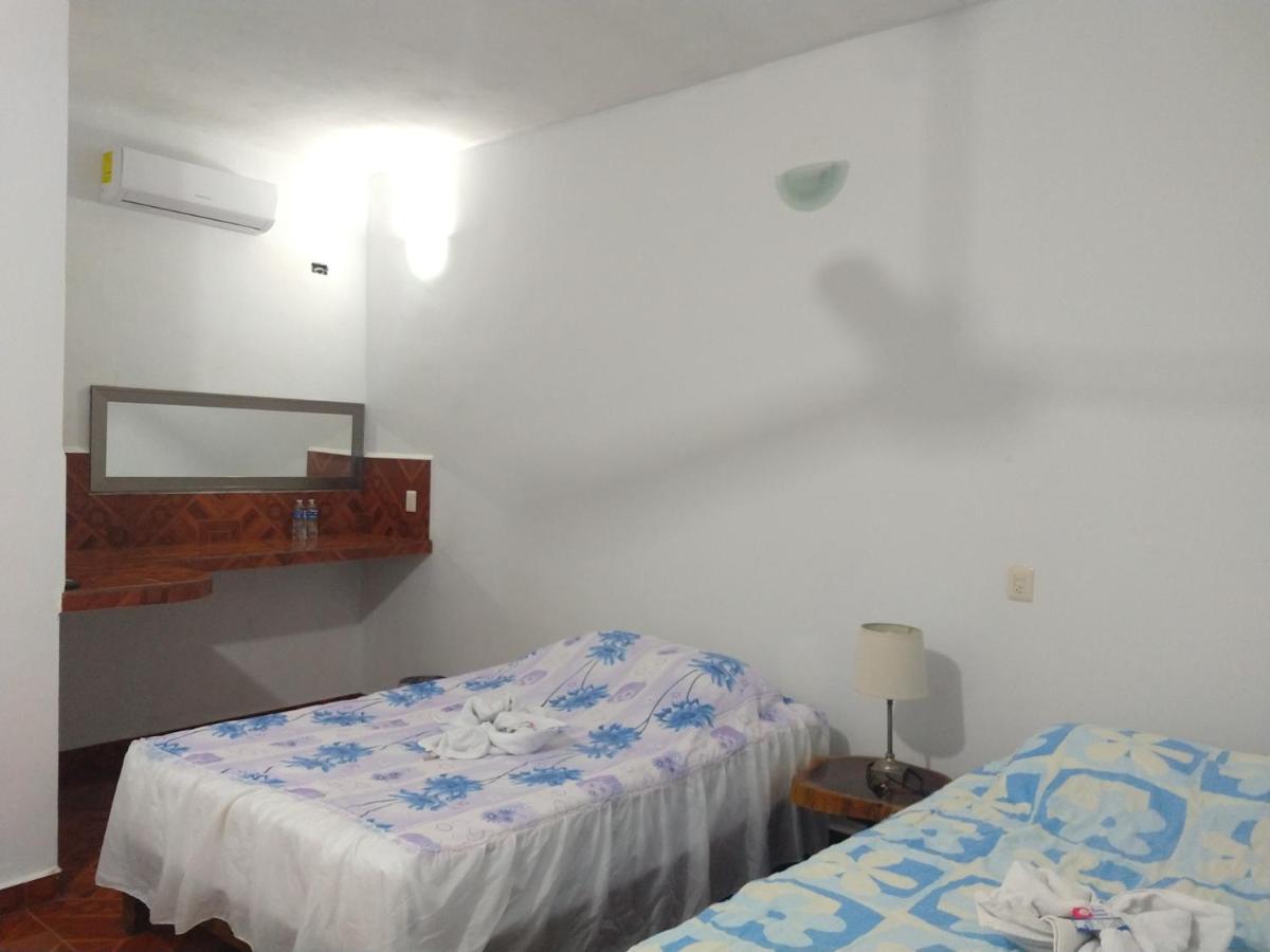 בקאלאר Blue Hotel מראה חיצוני תמונה
