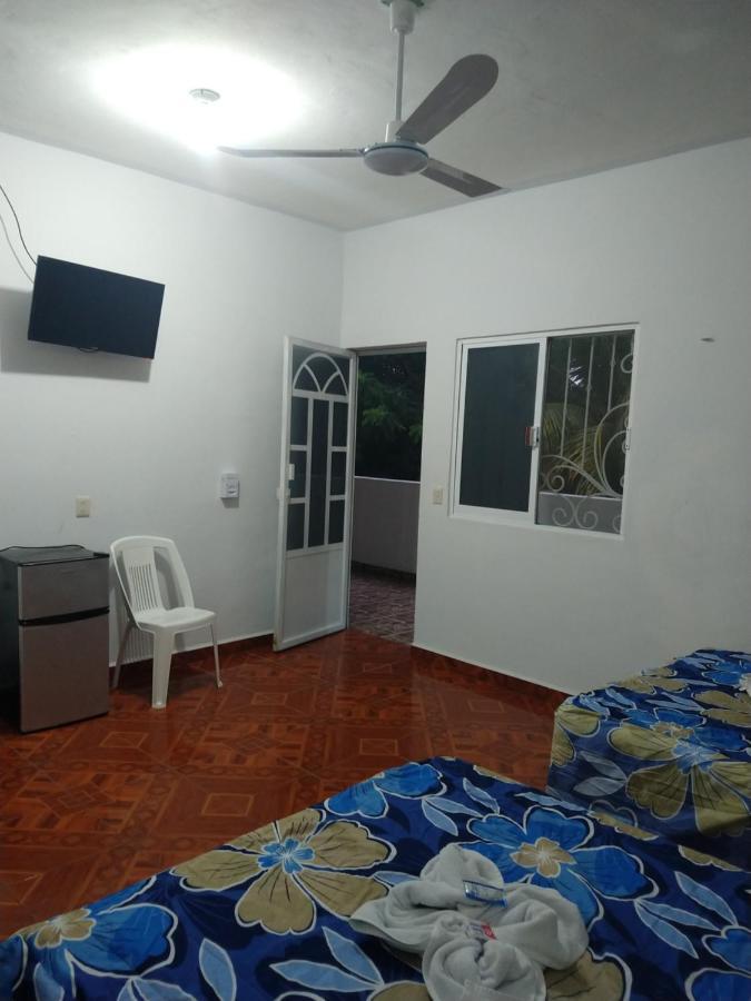 בקאלאר Blue Hotel מראה חיצוני תמונה