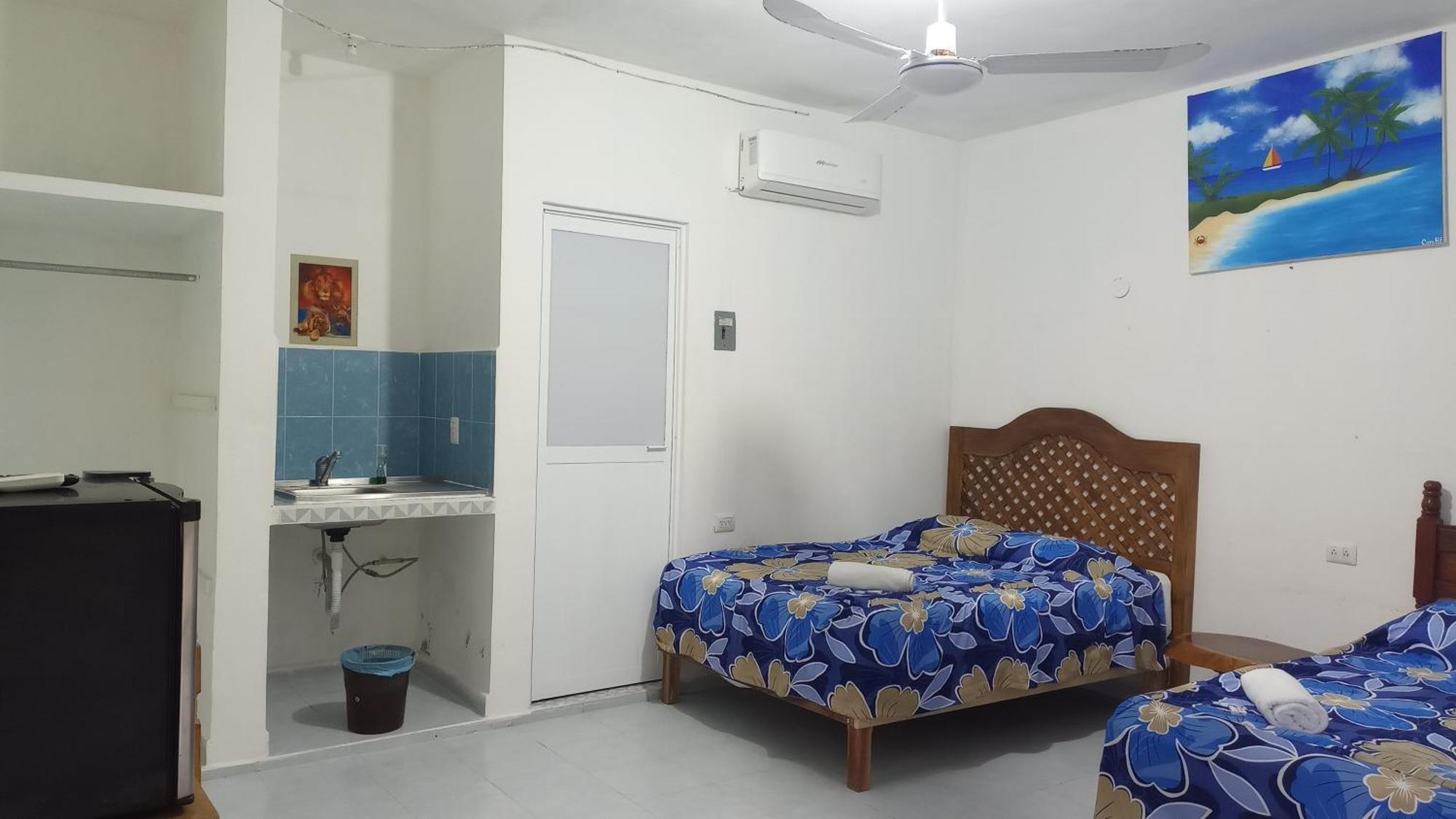 בקאלאר Blue Hotel מראה חיצוני תמונה